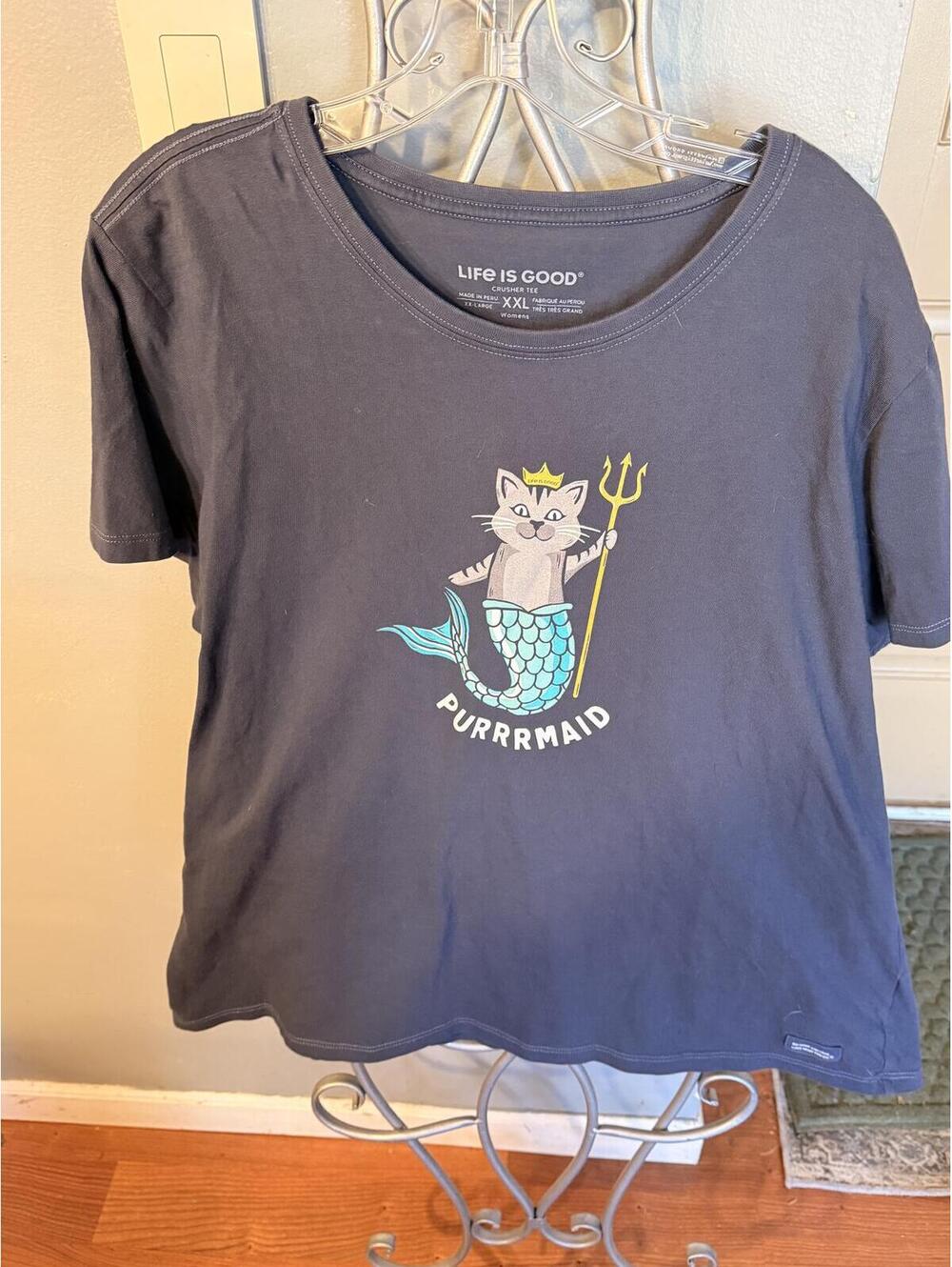 Life is Good Women's XXL Gray 'Purrrmaid' Graphic T-Shirt